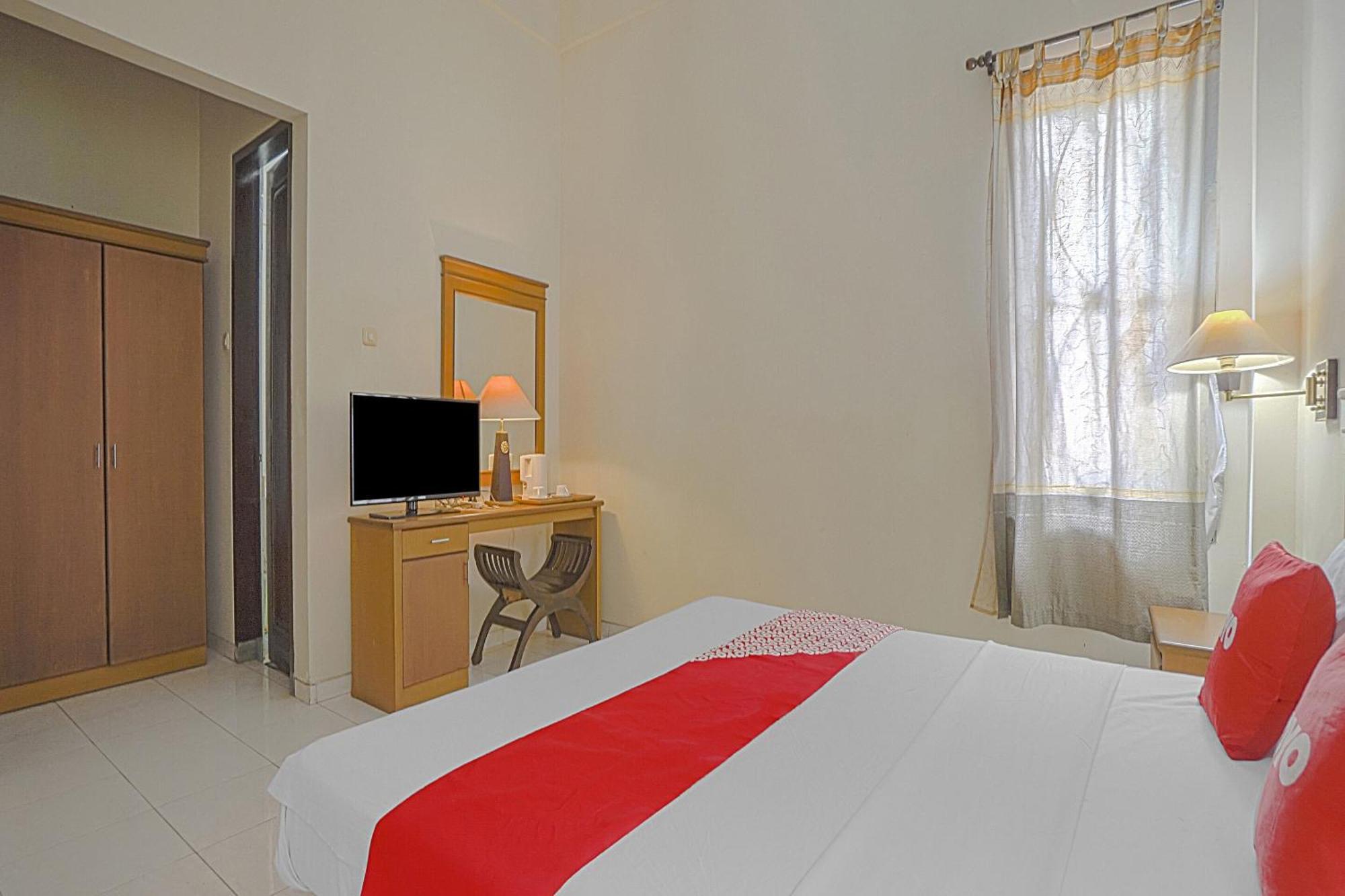 Oyo Life 90589 Palem Garden Hotel Tulungagung Exterior photo