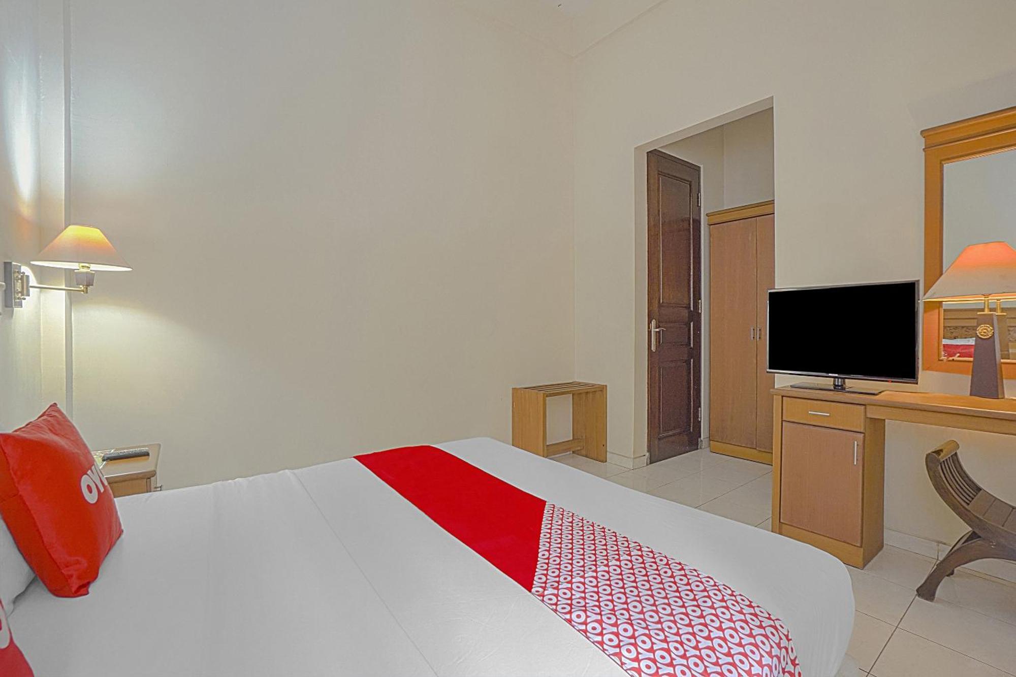 Oyo Life 90589 Palem Garden Hotel Tulungagung Exterior photo