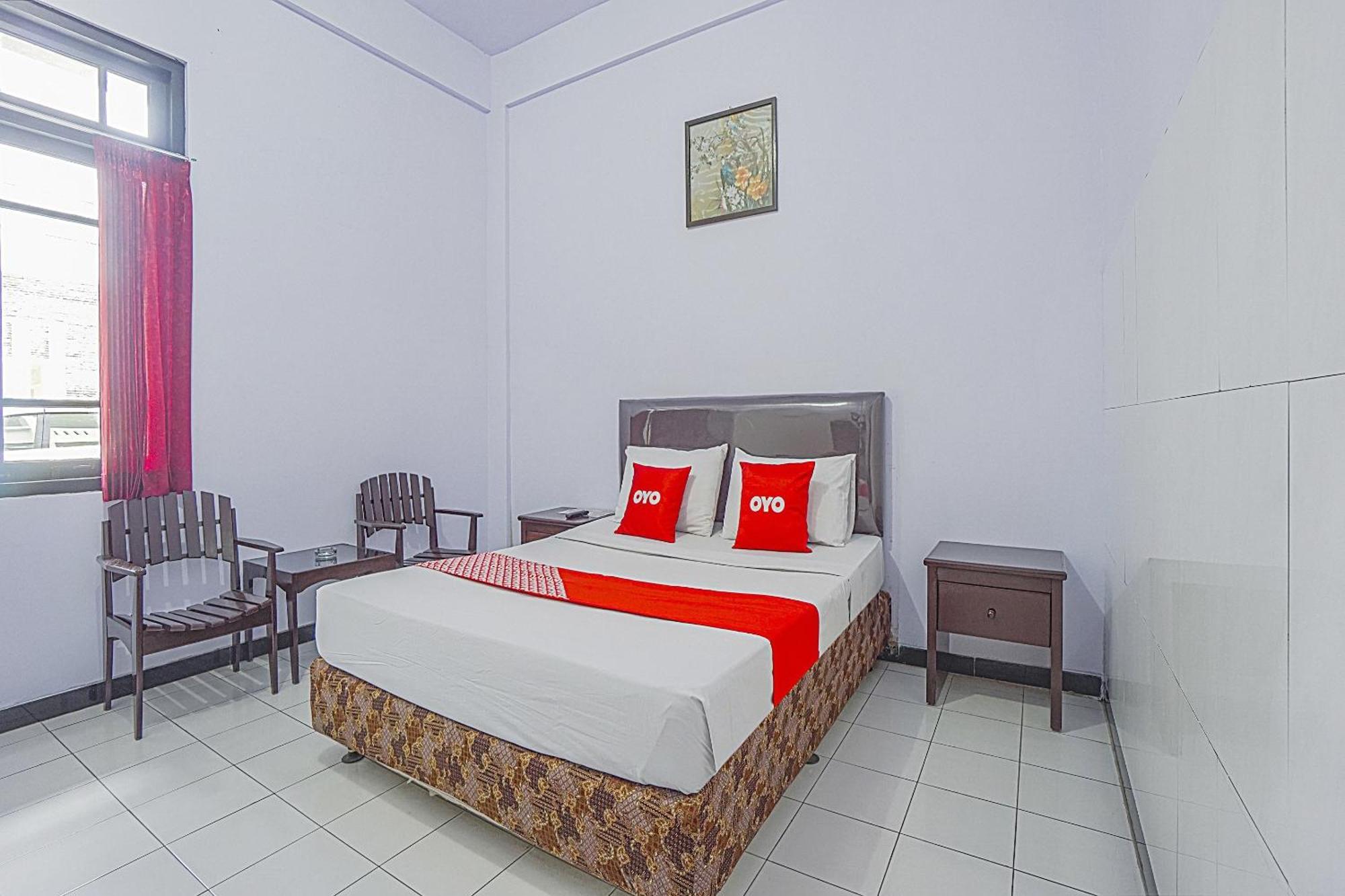 Oyo Life 90589 Palem Garden Hotel Tulungagung Exterior photo