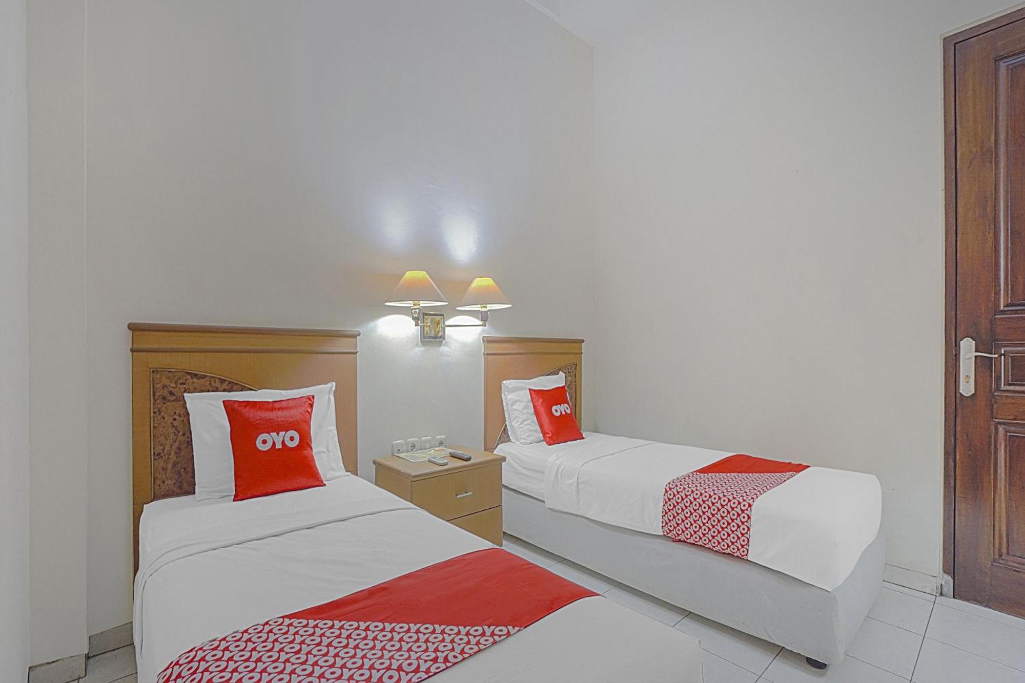 Oyo Life 90589 Palem Garden Hotel Tulungagung Exterior photo