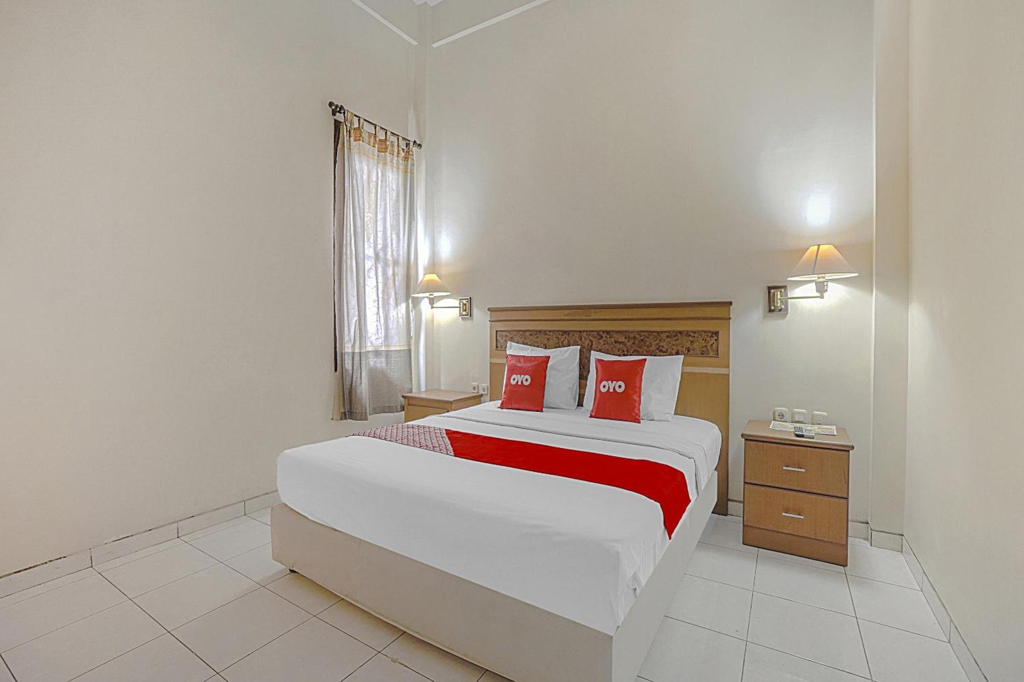 Oyo Life 90589 Palem Garden Hotel Tulungagung Exterior photo