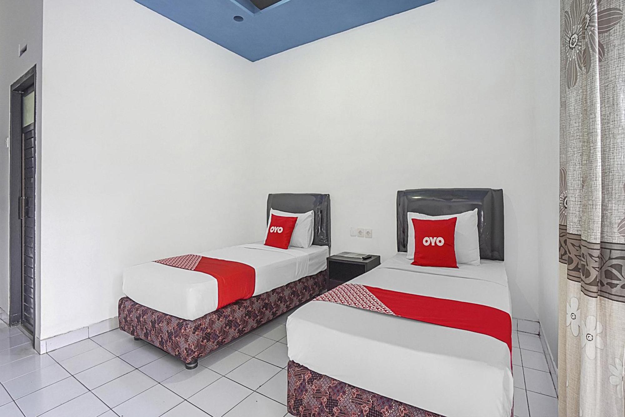 Oyo Life 90589 Palem Garden Hotel Tulungagung Exterior photo