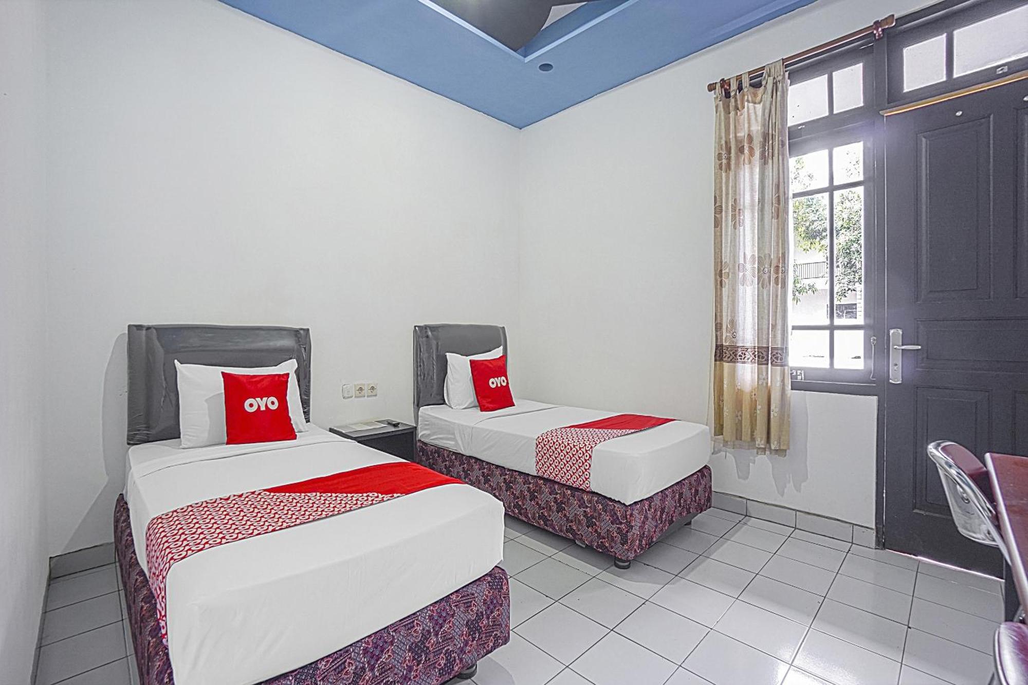 Oyo Life 90589 Palem Garden Hotel Tulungagung Exterior photo